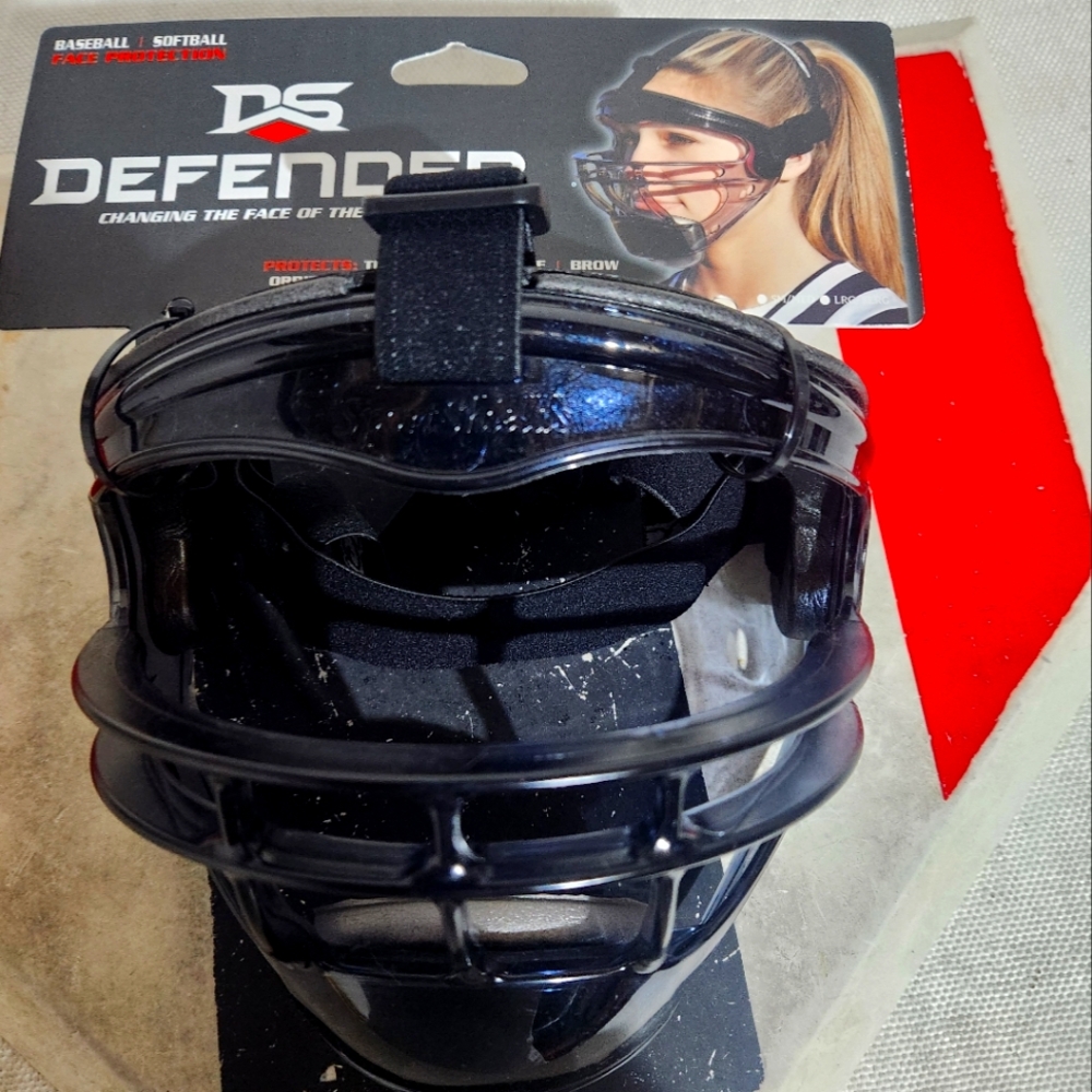 DS Defender Baseball Softball Face Guard Adult. New Never Used.